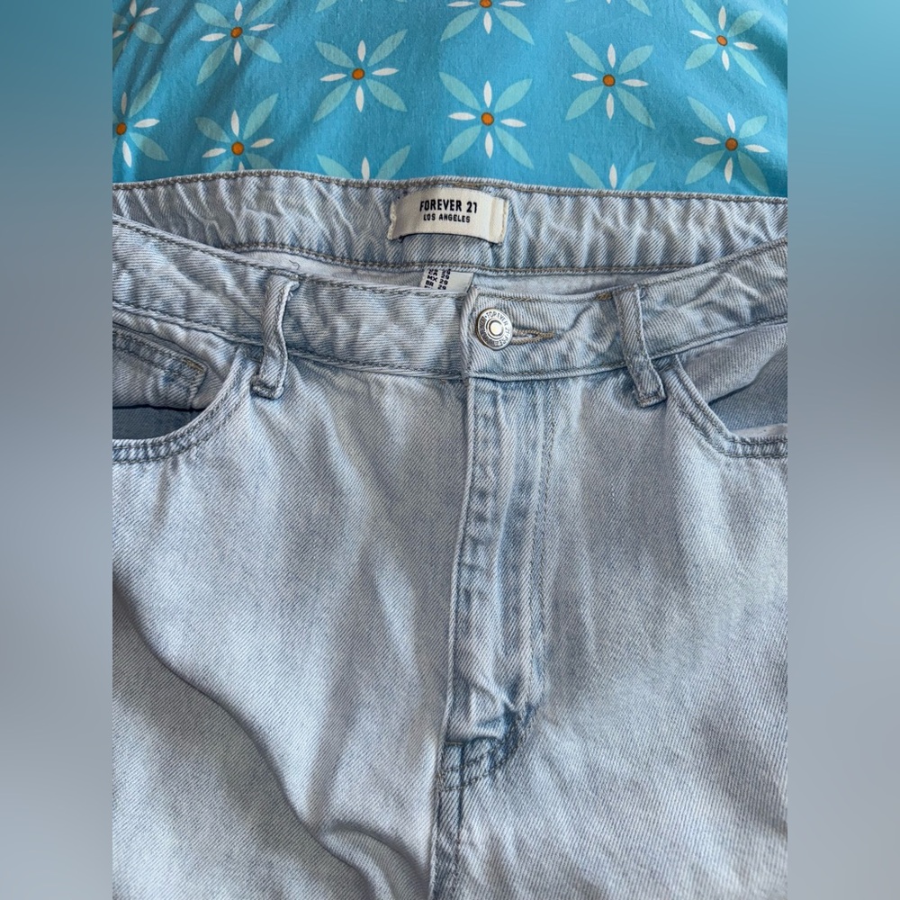 Light wash high waisted jeans